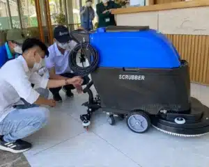 Máy chà sàn liên hợp Clepro C45E