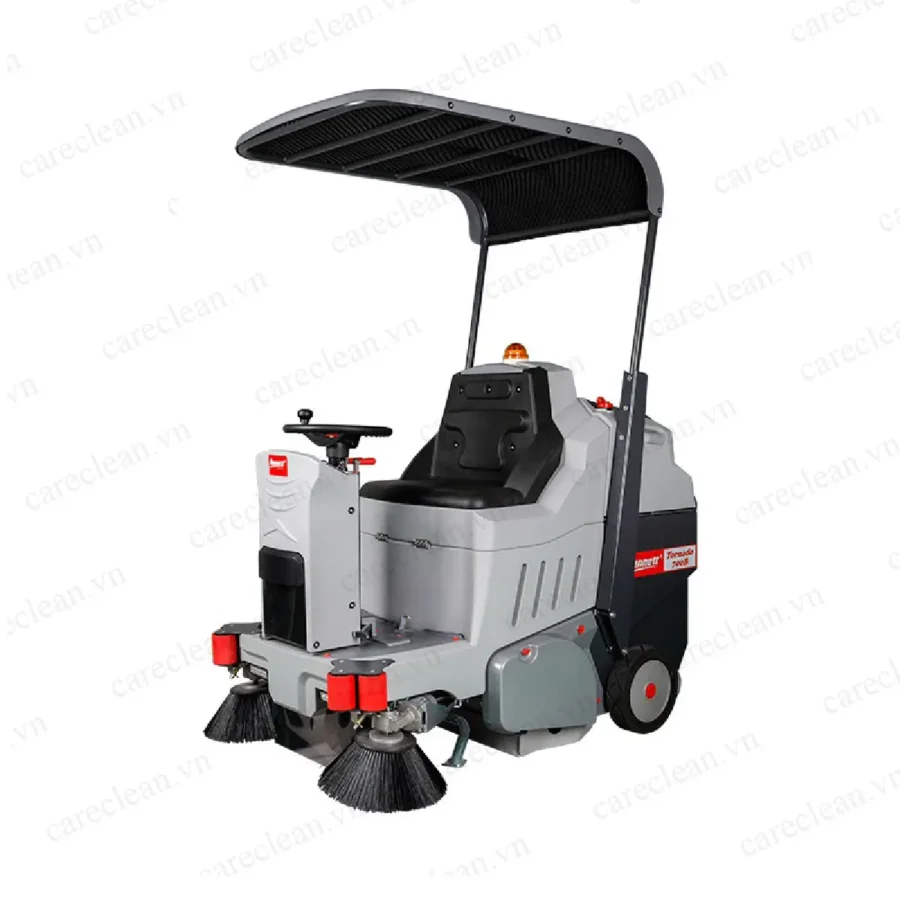 Máy quét rác ngồi lái Kenper Tornado 710BD tại ROC