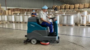 Máy chà sàn liên hợp Hiclean Y66B có sẵn tại kho ROC