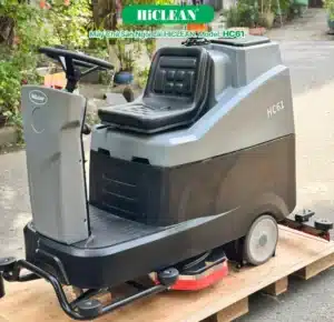 Máy chà sàn nhà xưởng ngồi lái HiClean HC61