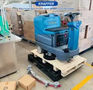 Máy chà sàn ngồi lái KRAFFER KF80T dùng bình có sẵn tại kho